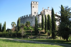 Mura castello di Villalta